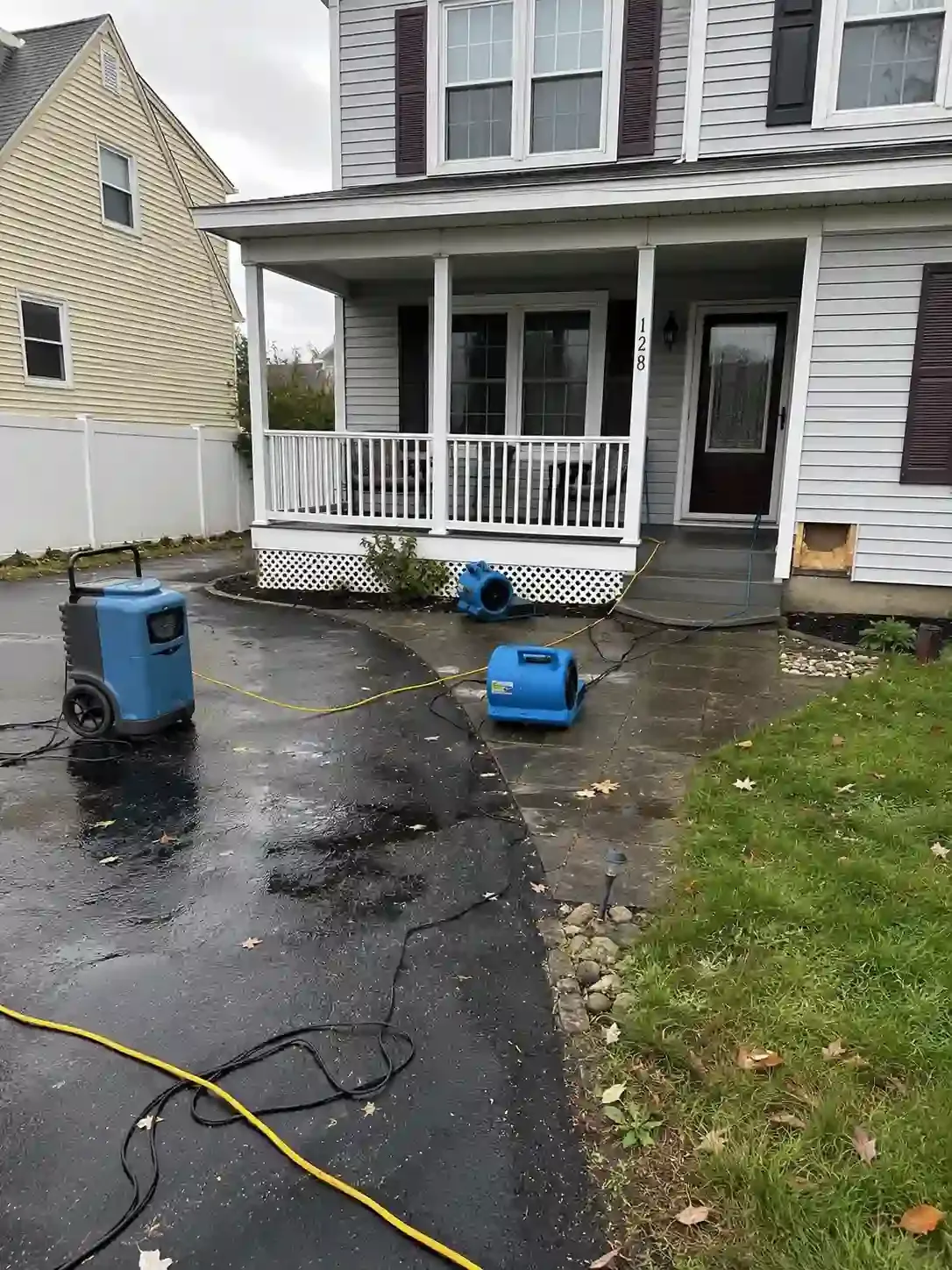 Image water damage restoration 3 waterdamagebase